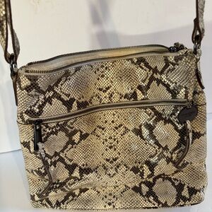 Margot Cream and Black Crossbody Bag with Structured Design